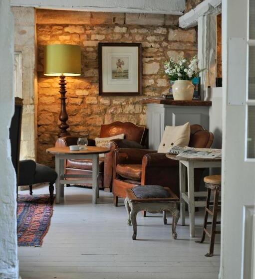 فندق صغير The Lion Inn