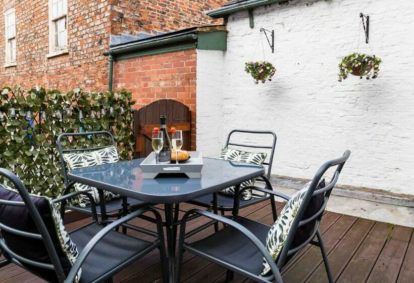 Goodramgate Apartments