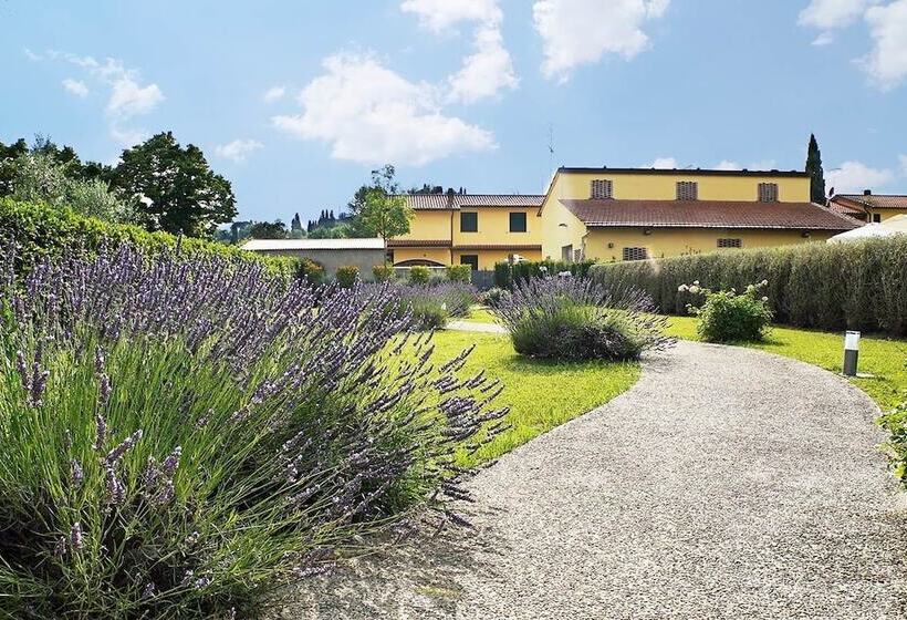 Отель Agriturismo Borgo Piccaratico