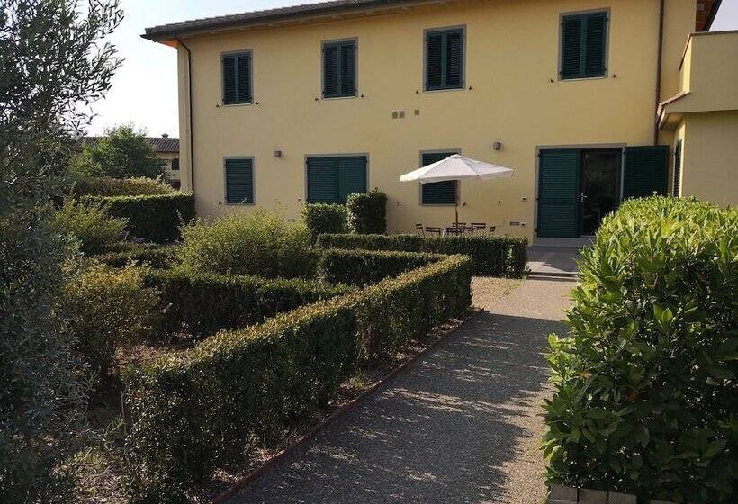 Отель Agriturismo Borgo Piccaratico