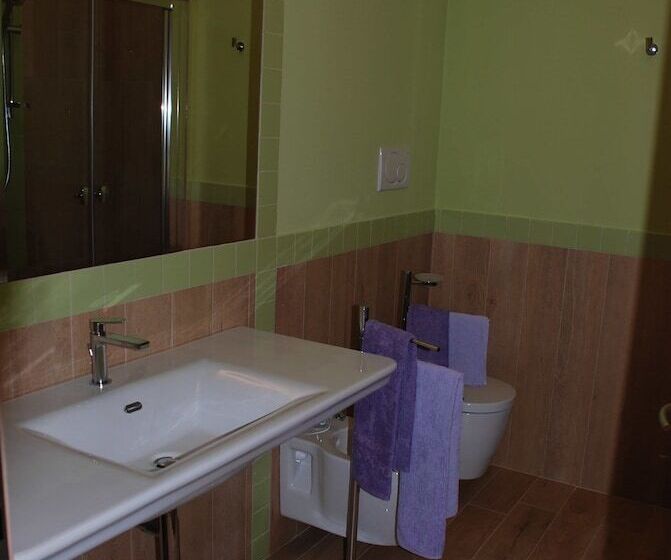 Отель Agriturismo Borgo Piccaratico