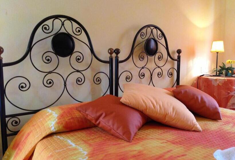 בית מלון כפרי El Pendola