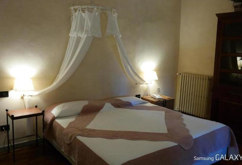 Boutique Hotel Poggio Ai Santi   Adults Only