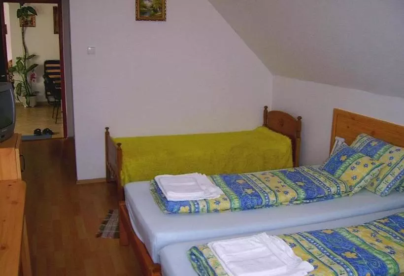 پانسیون Agria Wellness Guesthouse