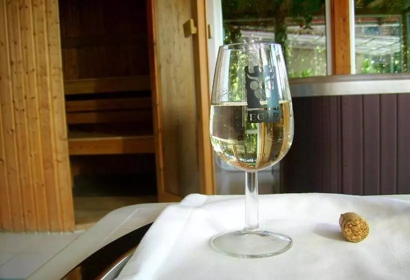 پانسیون Agria Wellness Guesthouse