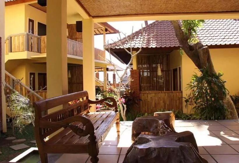 ペンション Petit Boo Amed