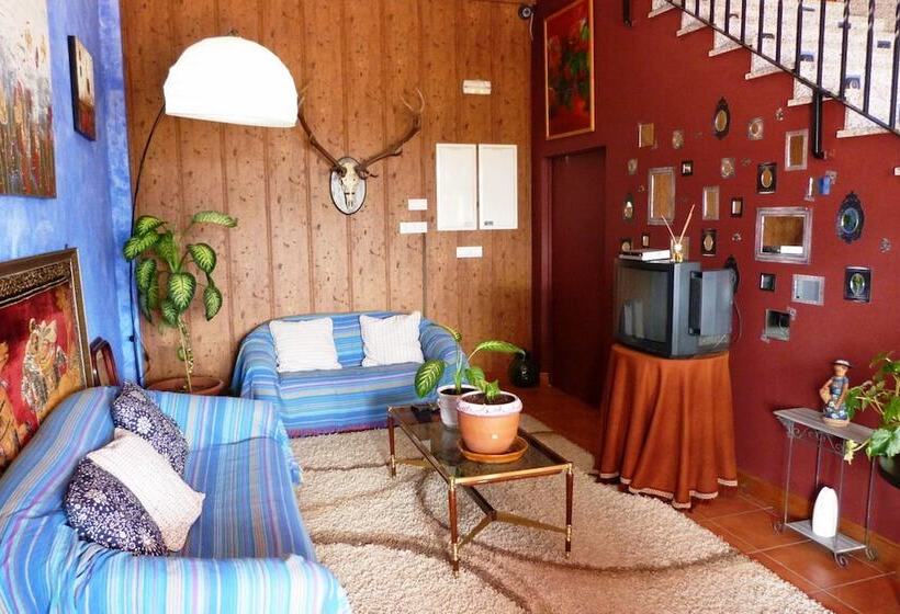 Пансион El Golobar