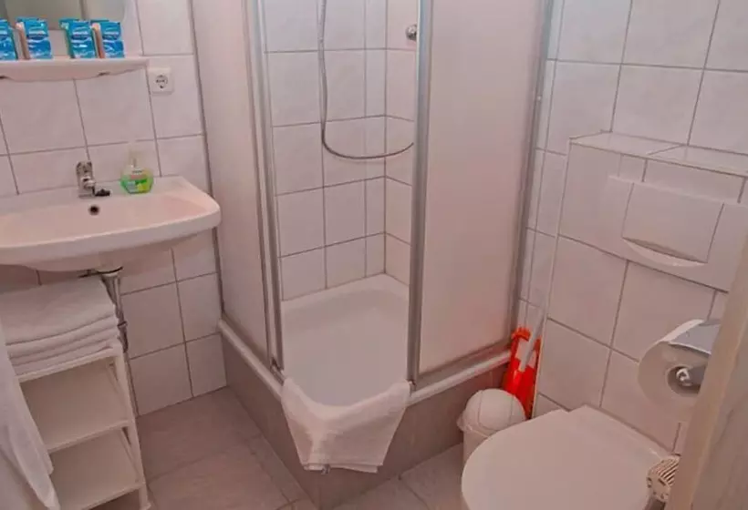 Majatalo Haus Alexander