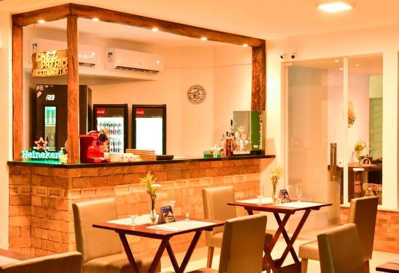 פנסיון Le Soleil Pousada E Restaurante