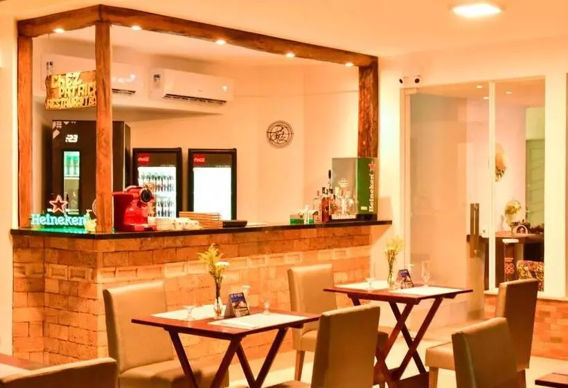 Majatalo Le Soleil Pousada E Restaurante