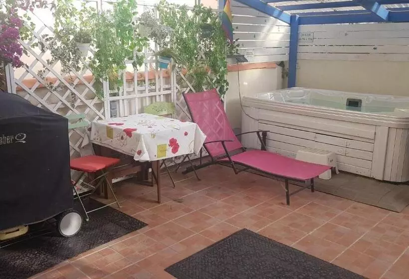 Majatalo Les Chambres De Solliès