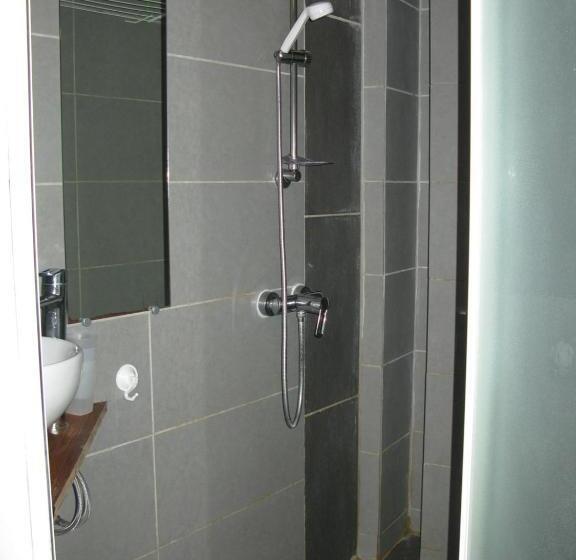 بنسيون Les Chambres De Solliès