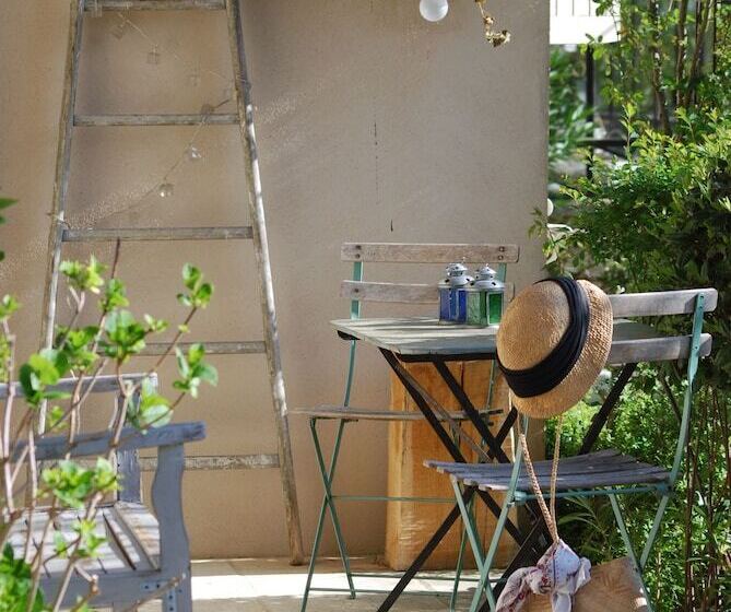 膳宿费 Sous Les Canniers