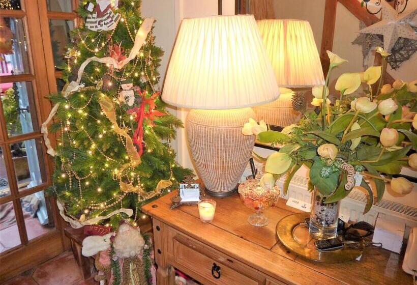 Pensão The Suites At Ty Anne