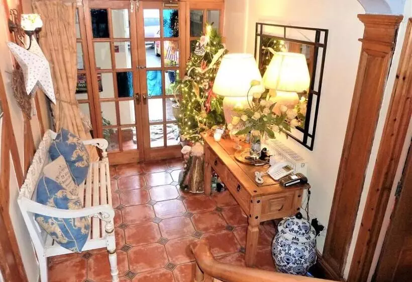 Majatalo The Suites At Ty Anne