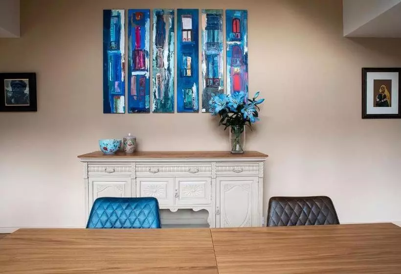 Majatalo Tigh Na Leigh