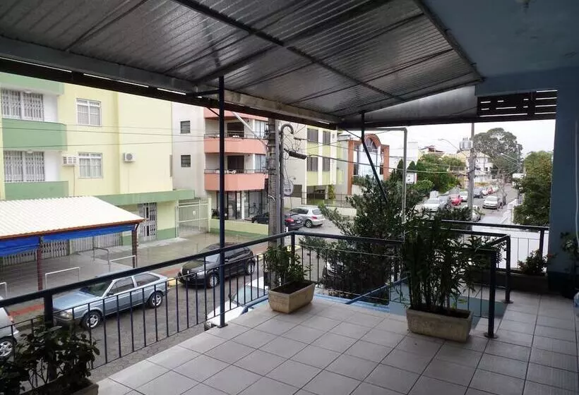 هاستل Pousada Centralmar