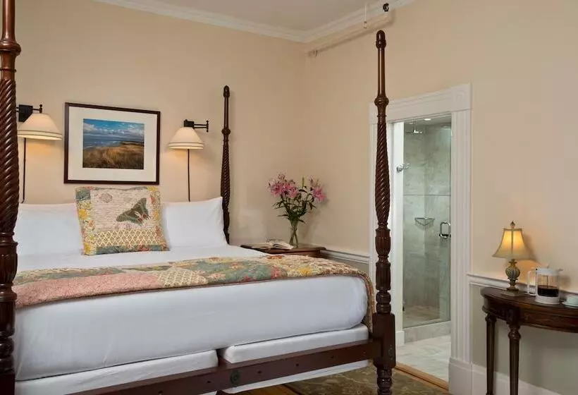 Retkeilymaja The Inn At Cape Cod