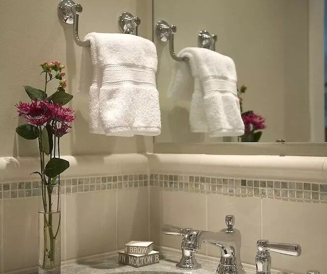 Retkeilymaja The Inn At Cape Cod