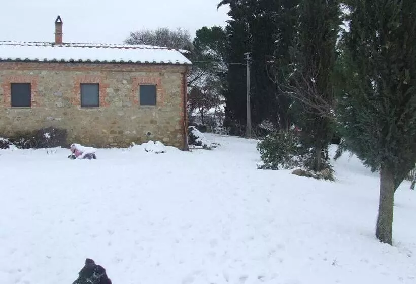 هتل Agriturismo Bagnolo