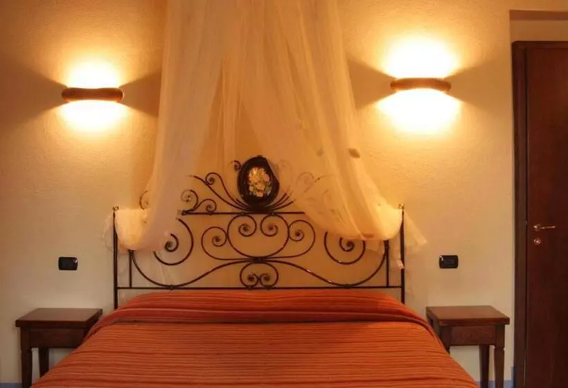 هتل Agriturismo Bagnolo