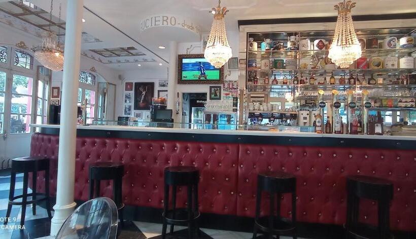 بنسيون Alojamiento Buciero