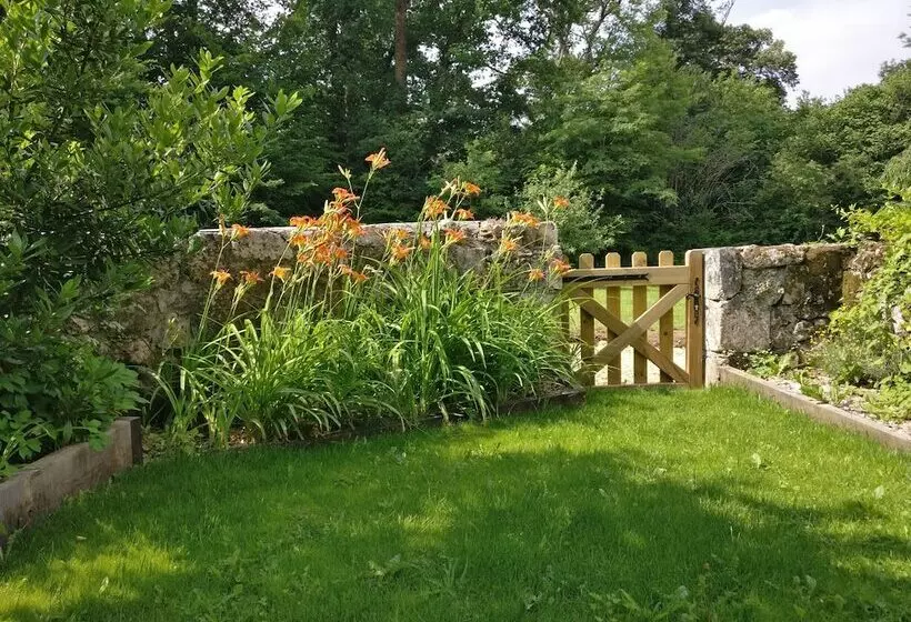 ペンション Domaine De Montboulard