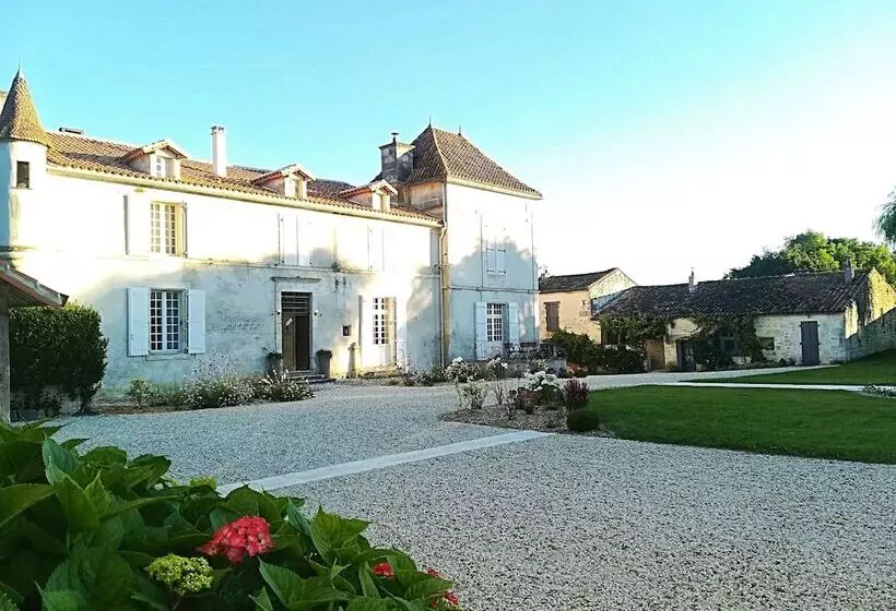 ペンション Domaine De Montboulard