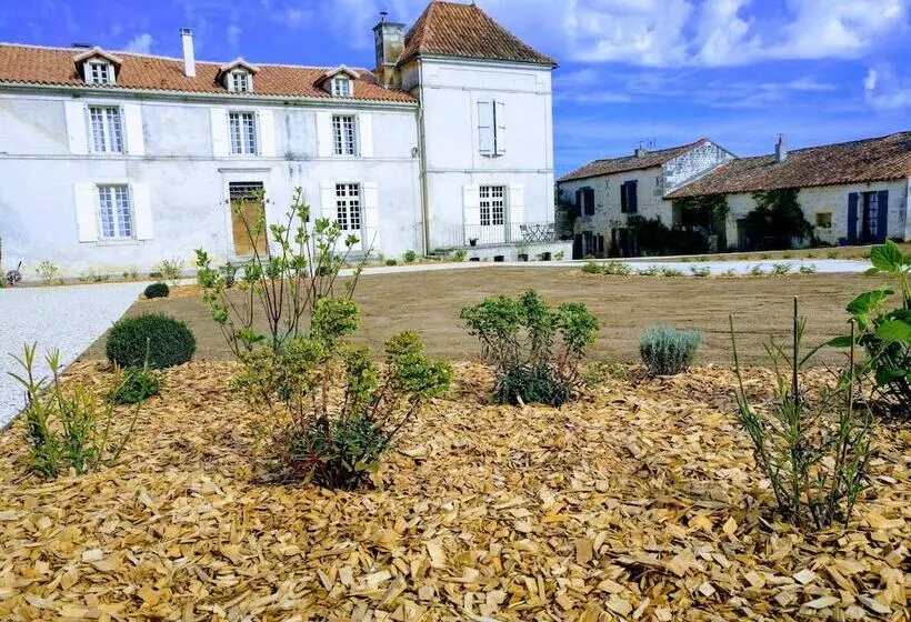 ペンション Domaine De Montboulard