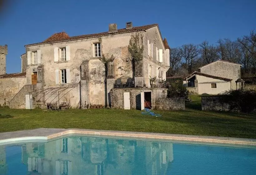 ペンション Domaine De Montboulard