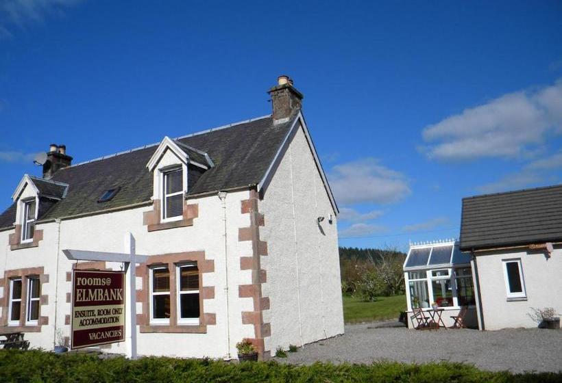 펜션 Rooms At Elmbank Near Loch Ness