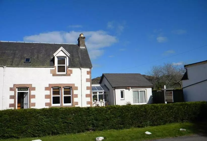 ペンション Rooms At Elmbank Near Loch Ness