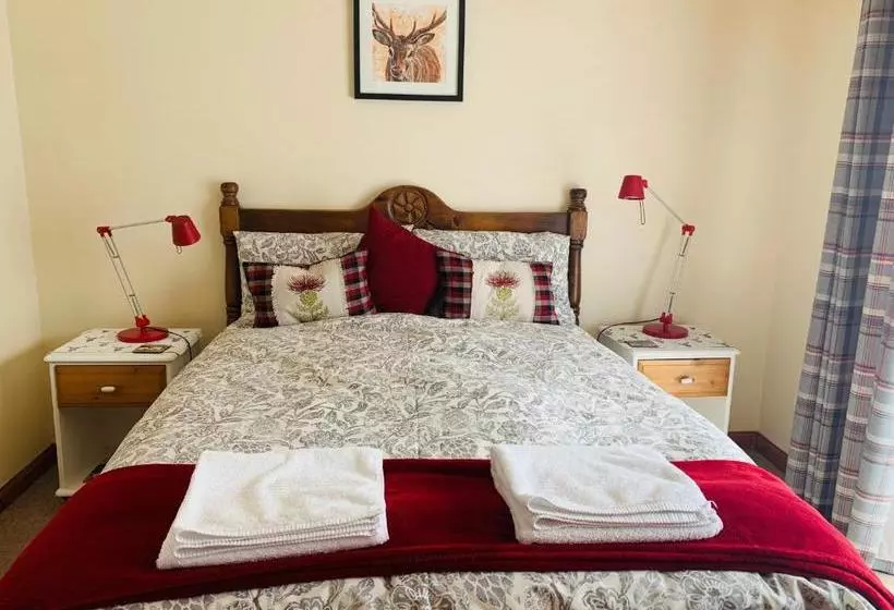 ペンション Rooms At Elmbank Near Loch Ness