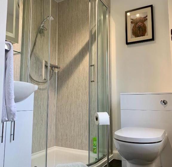 펜션 Rooms At Elmbank Near Loch Ness