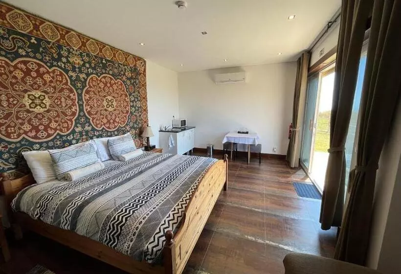 Majatalo Silver Coast Vacation   Your Unique Inn