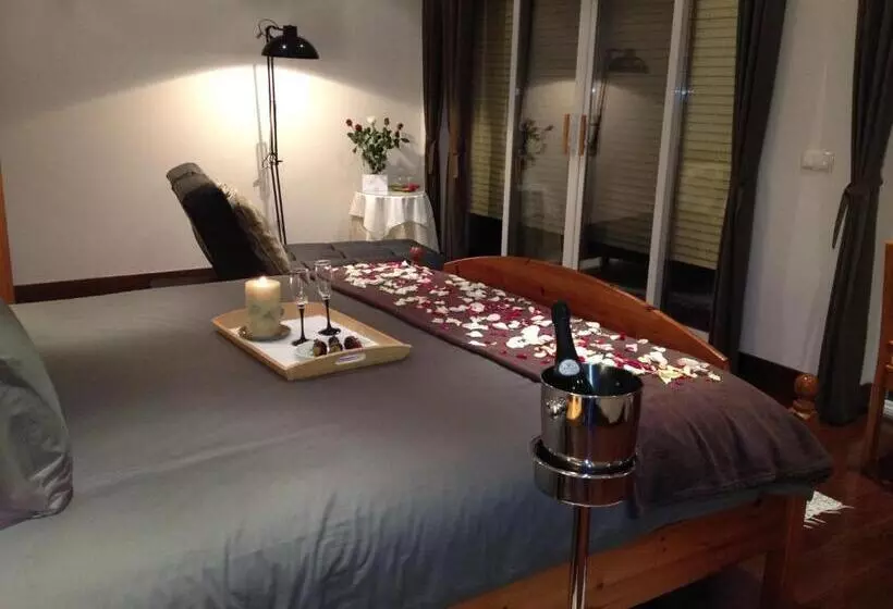 Majatalo Silver Coast Vacation   Your Unique Inn