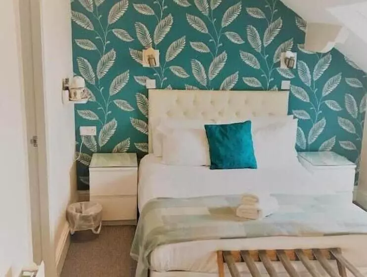 Majatalo The Berkeley Morecambe