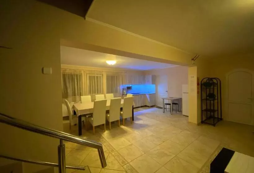 Pension Vila Eszter