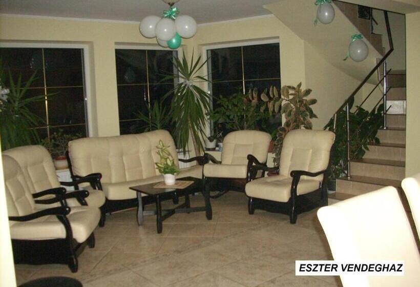 بنسيون Vila Eszter