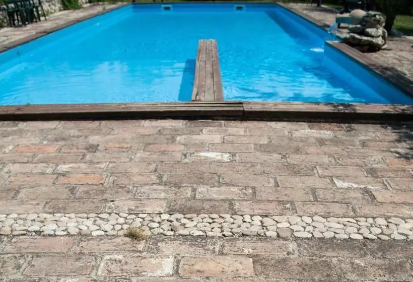 Hotelli Agriturismo La Solagna