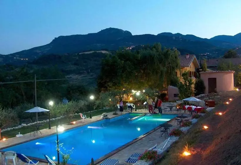 Hotelli Agriturismo La Solagna