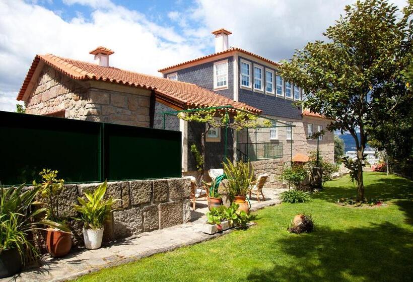 Hotel Cerrado Dos Outeirinhos