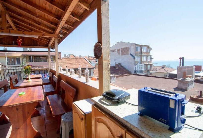 پانسیون Fener Guest House