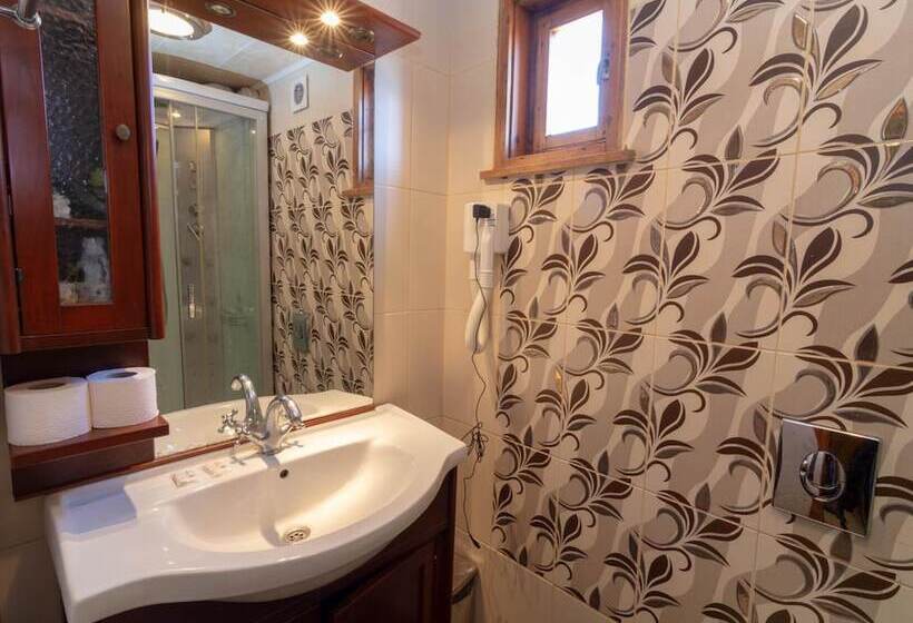 پانسیون Fener Guest House