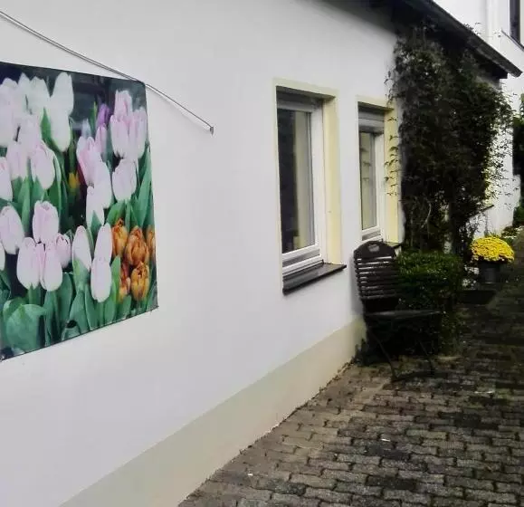 پانسیون Heidi's Art