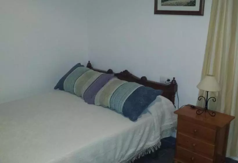 ペンション Hostal Cuesta De Belén