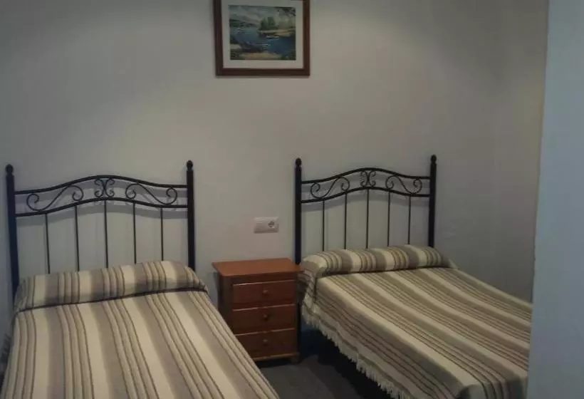 ペンション Hostal Cuesta De Belén