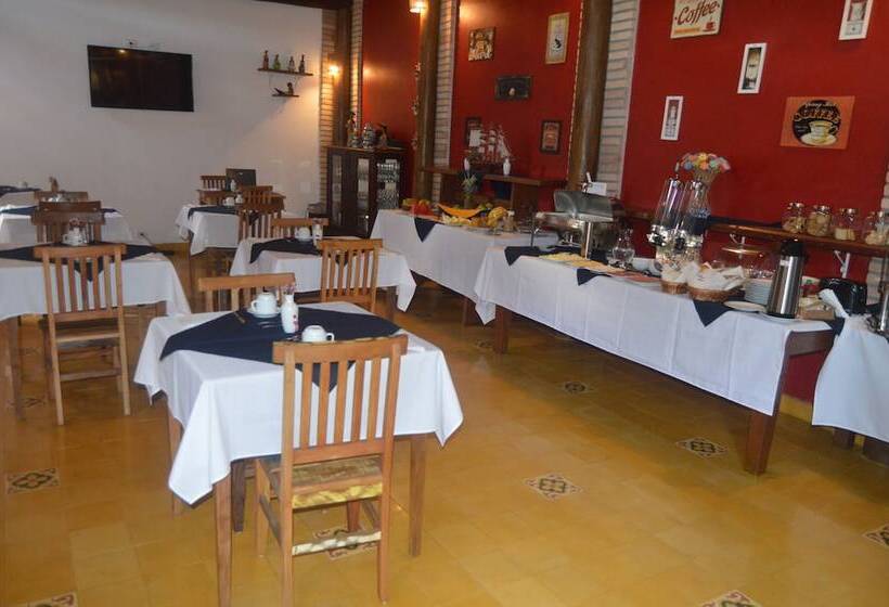 پانسیون Pousada Canoa Caiçara Ilhabela