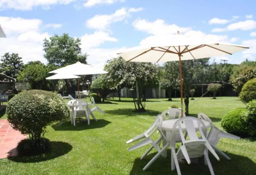 Majatalo Pousada Dos Pinheirais