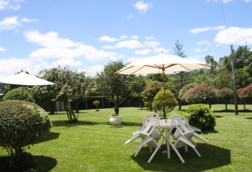 Pansiyon Pousada Dos Pinheirais